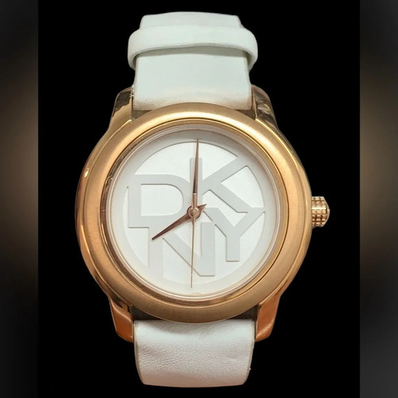 🎉HP🎉 DKNY white Genuine White leather Strap Logo Dial  Rose gold tone wa… - Picture 1 of 10